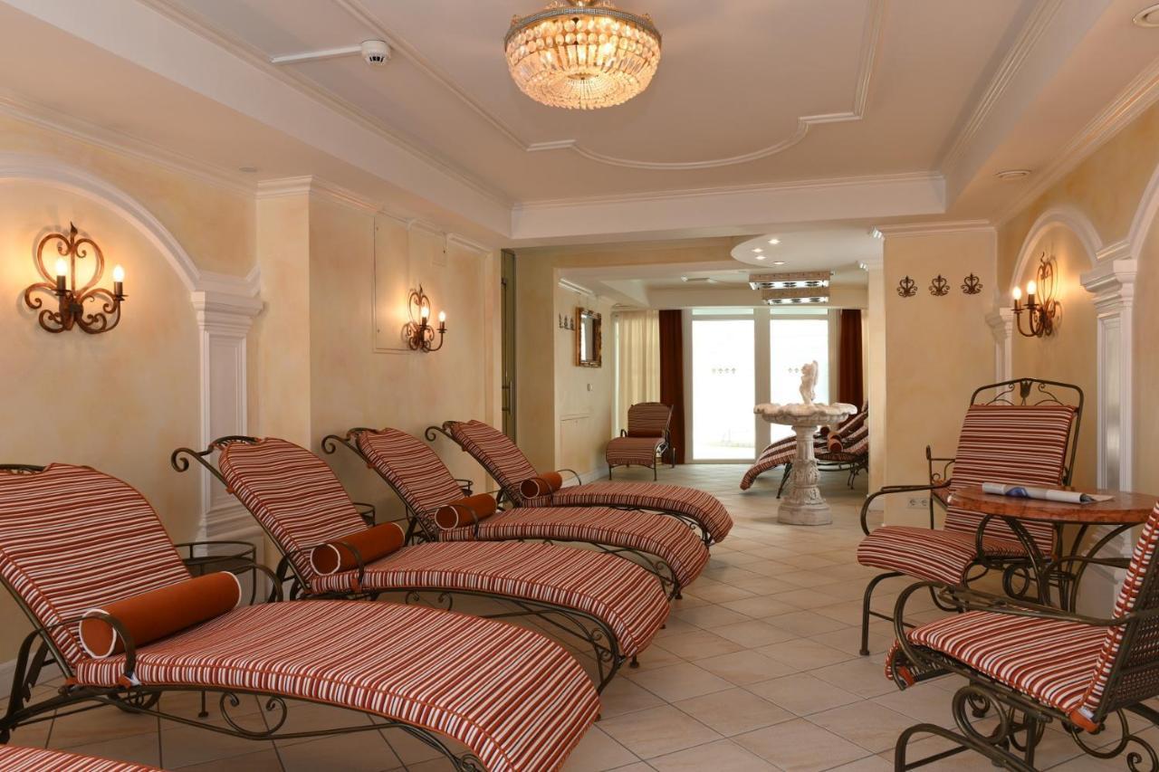 Hotel Schweizer Hof Thermal Und Vital Resort (Adults Only) Бад-Фюссинг Экстерьер фото