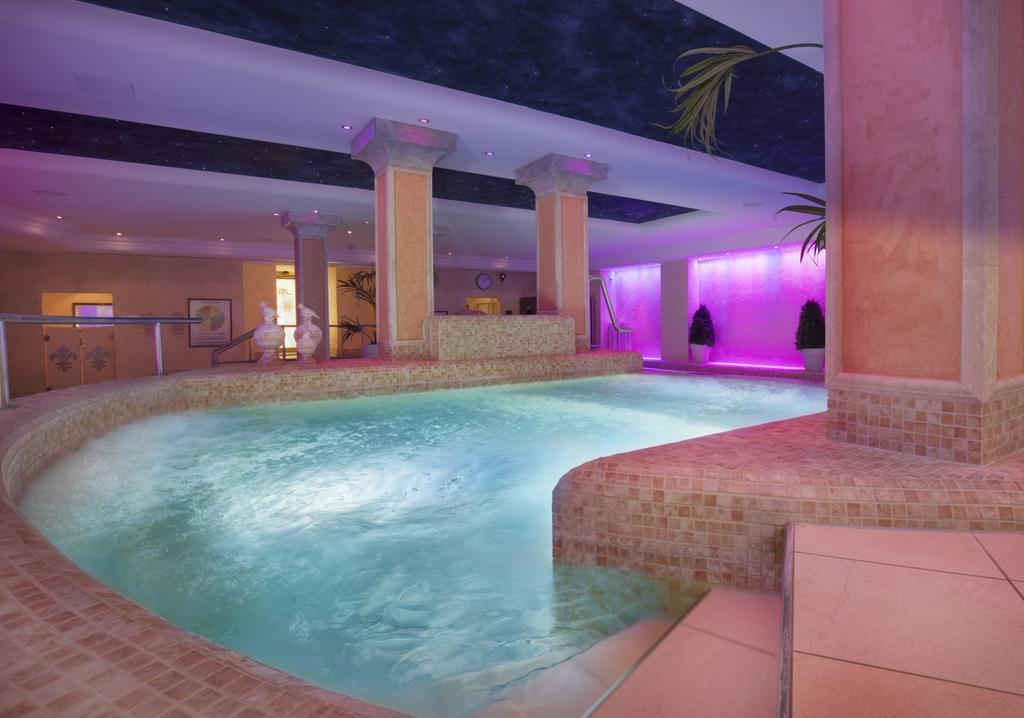 Hotel Schweizer Hof Thermal Und Vital Resort (Adults Only) Бад-Фюссинг Экстерьер фото
